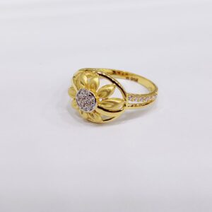 916 Gold flower design ring