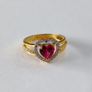 916 gold heart shape ruby stone ring