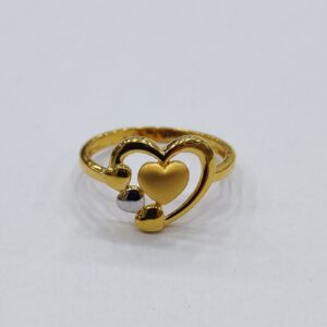 22k gold Cocktail heart design ring