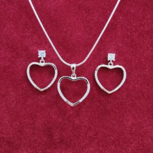 925 silver heart design hanging chain pendant set