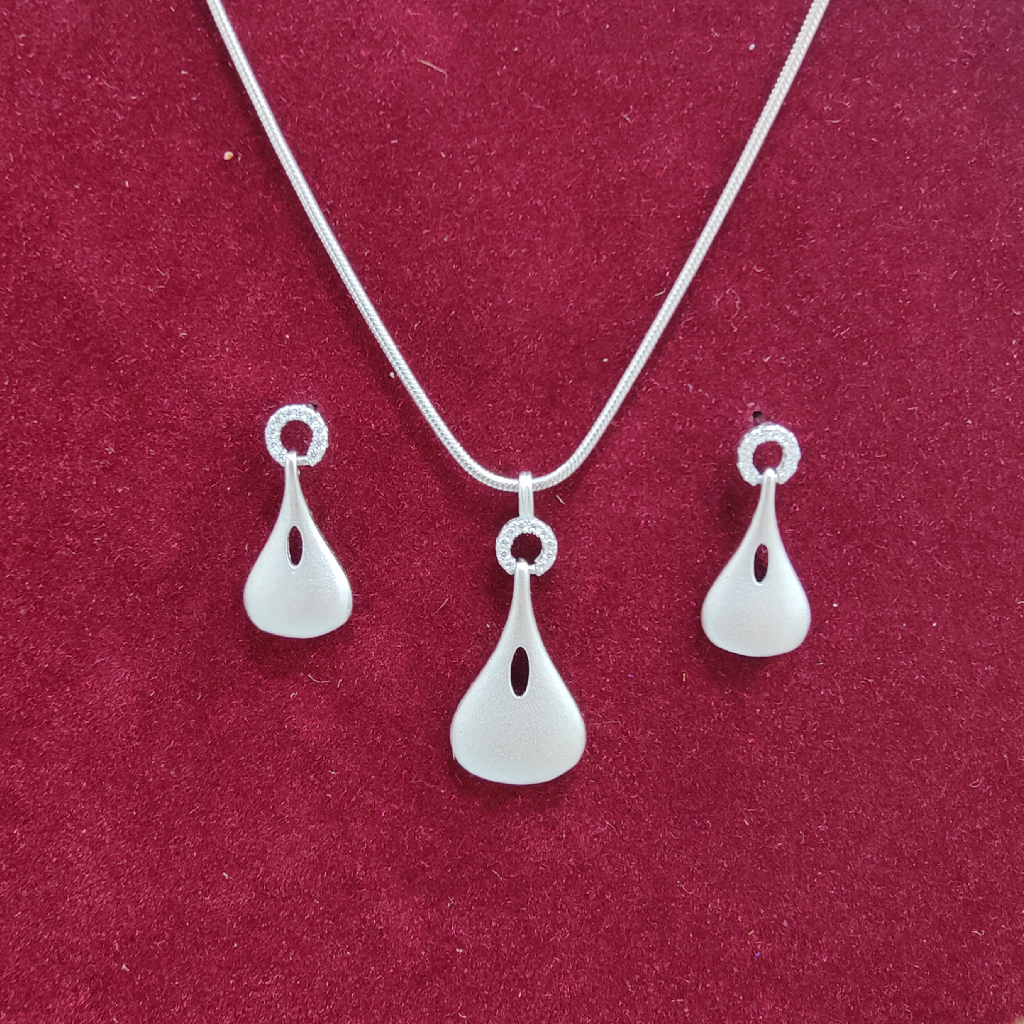 925 silver Chain guitar shape matte finish pendant set