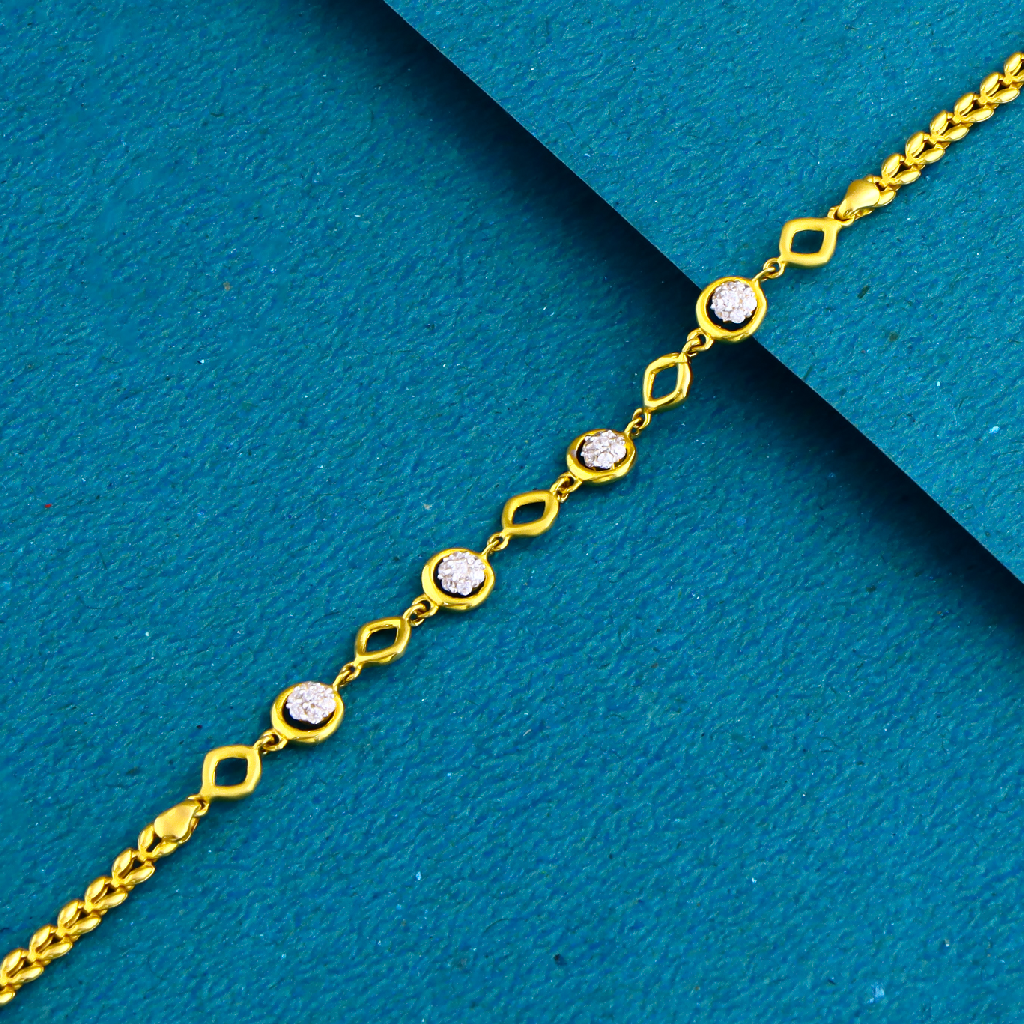 22K 916 Gold Fancy Modern Design Ledies Bracelet