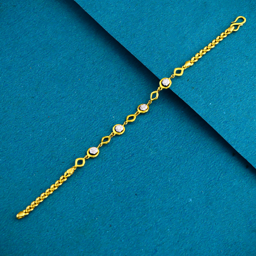 22K 916 Gold Fancy Modern Design Ledies Bracelet