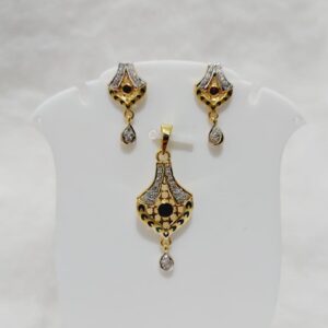 916 gold diamond pendant set