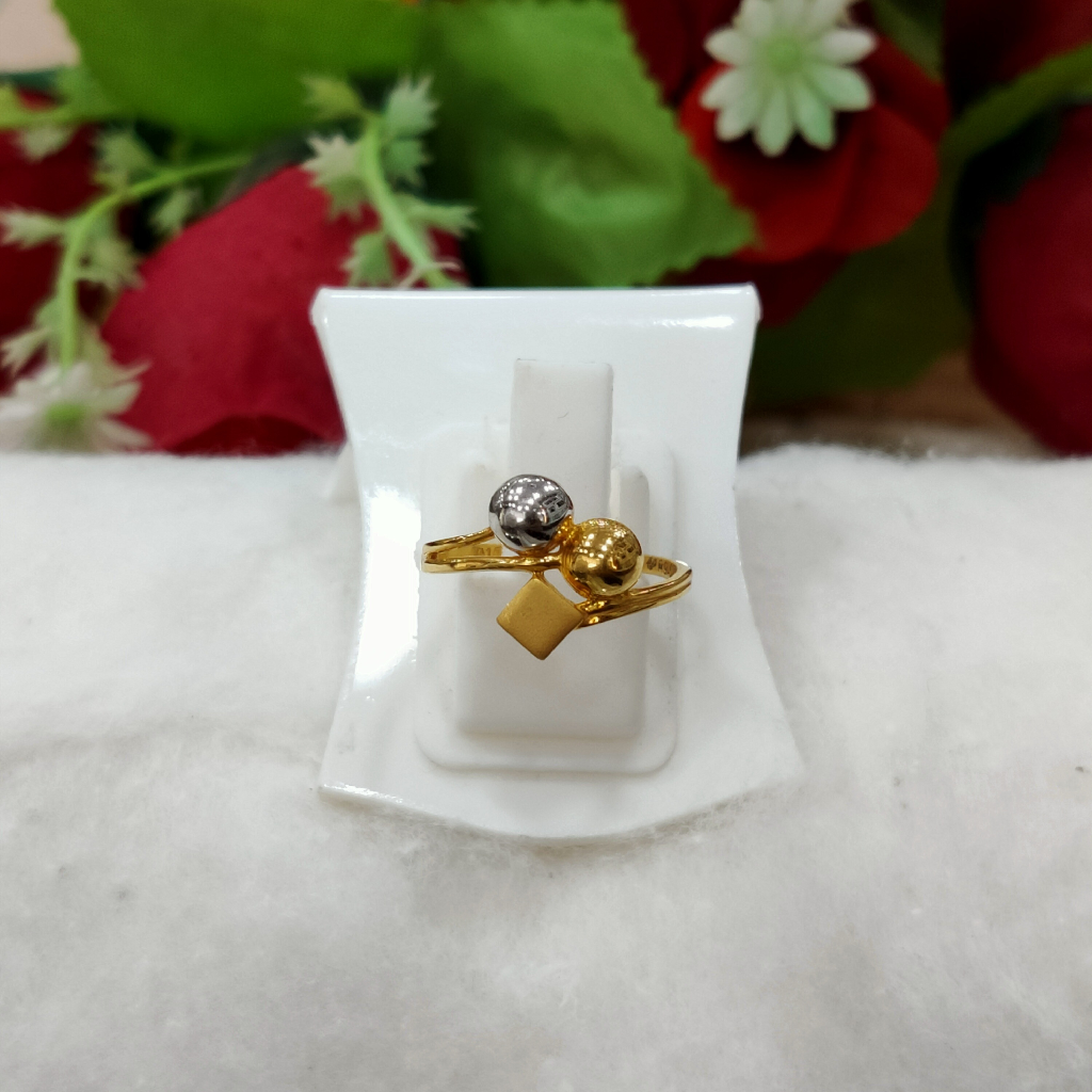916 Plain Gold Fancy Ladies Ring