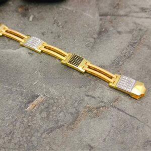 22k Gold Diamond Gents Lucky