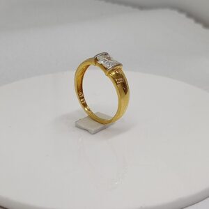 Ladies ring