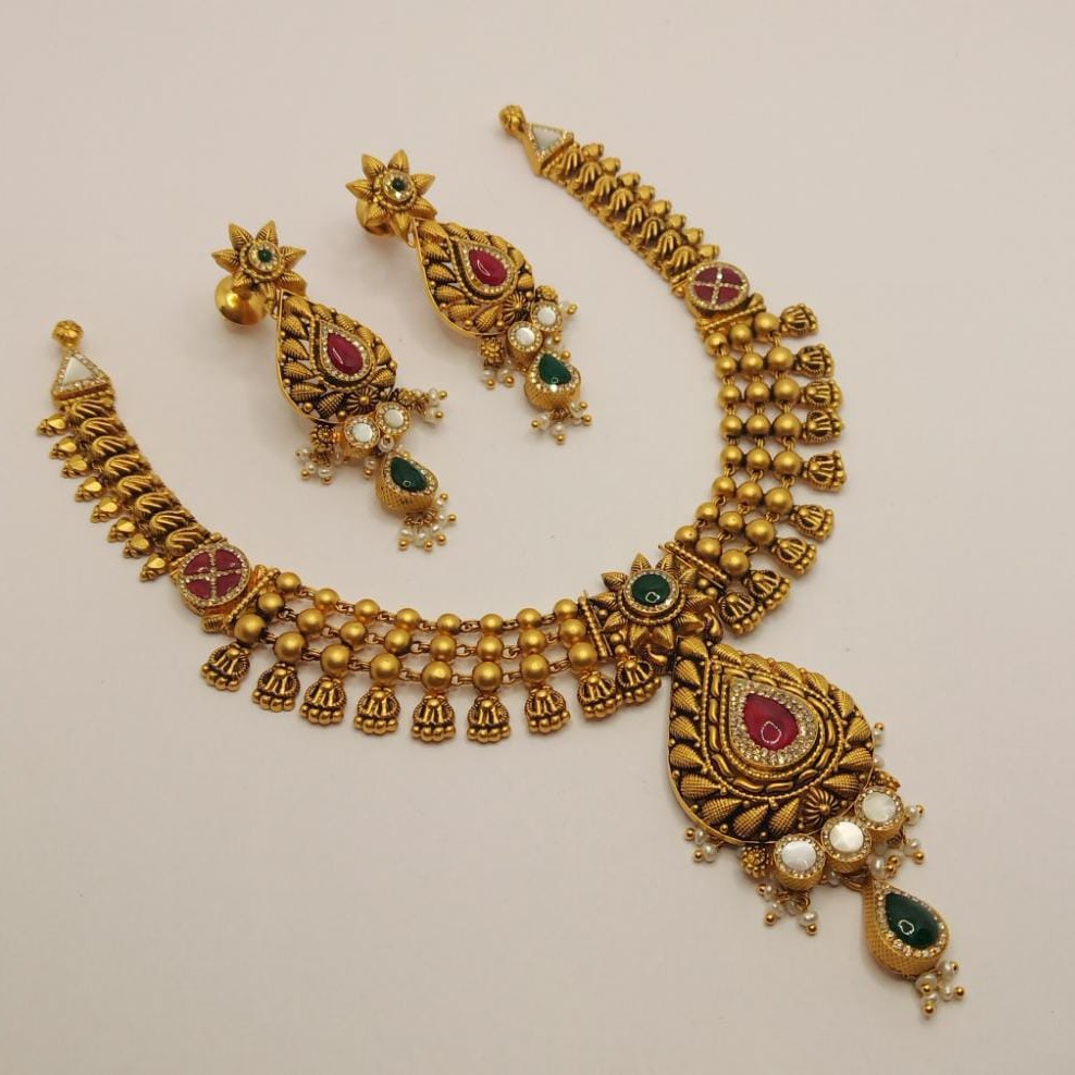 916 Gold Jadtar Kundan Necklace Set