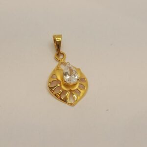 22k gold fancy diamond pendant