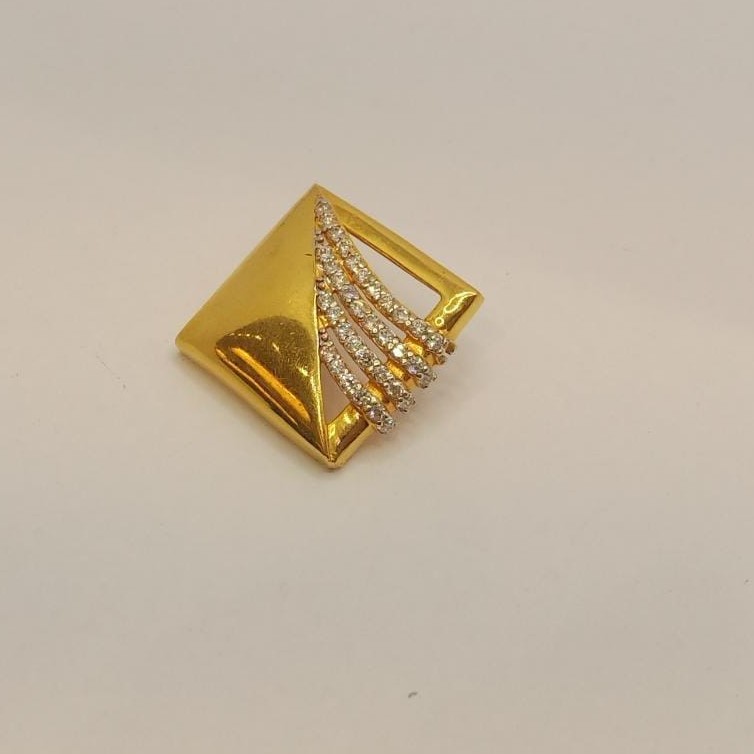 22k gold diamond pendant