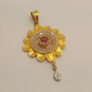 22k gold diamond pendant