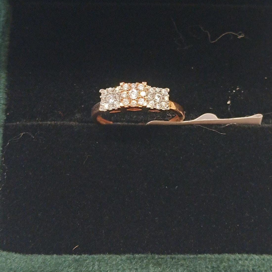 18K Gold Attractive CZ Diamond Ring