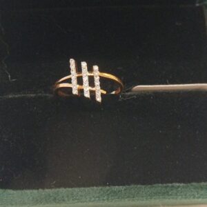 18Kt Gold Engagement Ring