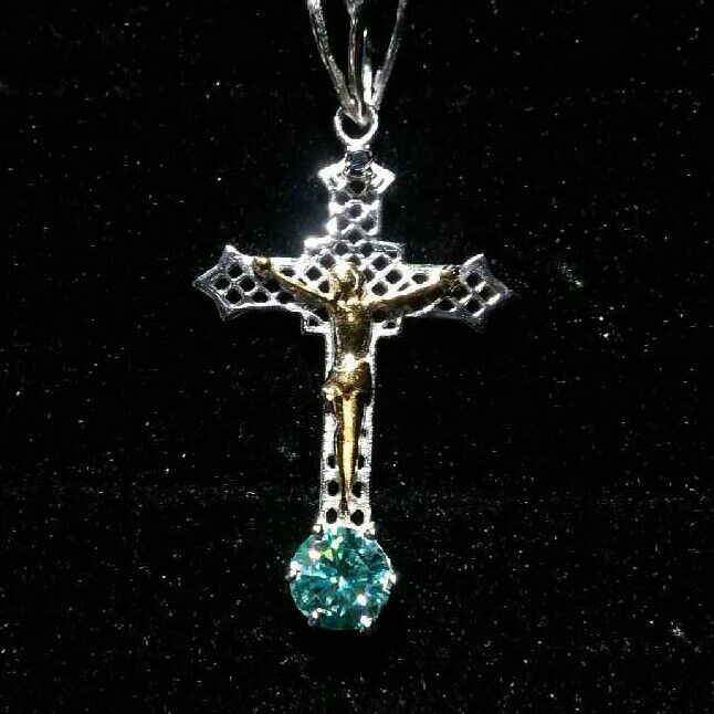 925 Sterling Silver & Moissanite Diamond Cross Pendant