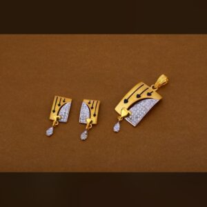 22ct 916hm pendant set light weight