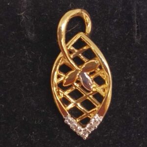 Real diamond designed pendant set