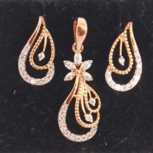 Real diamond rose gold flower designed pendant set