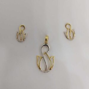 REAL DIAMOND BRANDED DESIGNED PENDANT SET