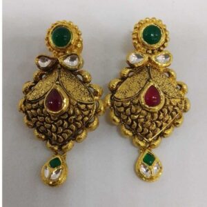 22 KT GOLD ANTIQUE DESIGNED EARRING