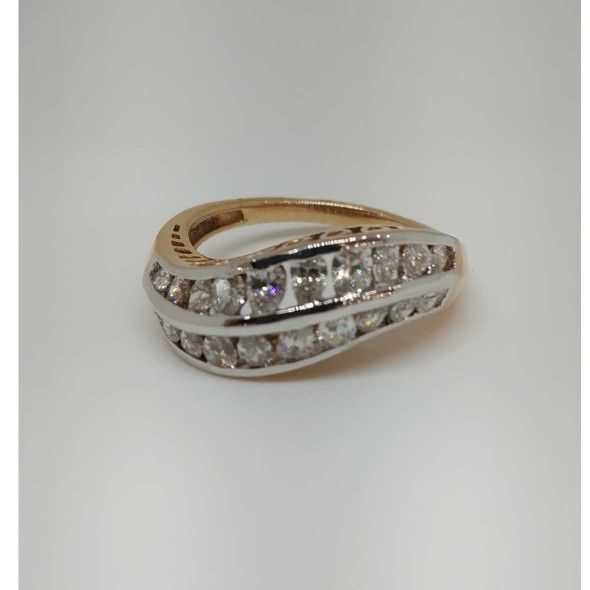 Real diamond rose gold ring