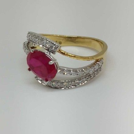 Real diamond   branded ladies ring