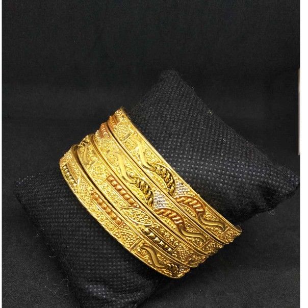 1 GRAM Caulcati Fancy BANGLE