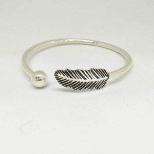 925 Sterling Silver OXIDES SIMPLE LEAF DESIGNED BRACELET