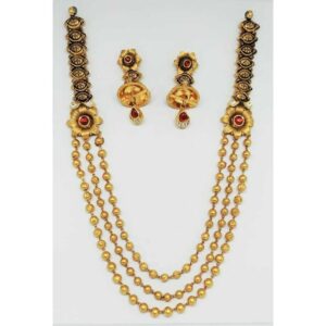 22 kt gold antique set