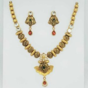 22 kt gold antique set