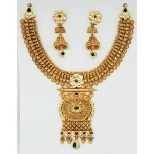22 kt gold antique set