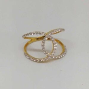 18 kt gold ladies branded ring