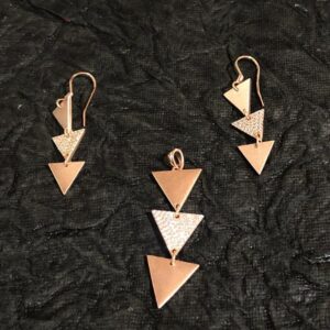 Latkan tayip pendant set