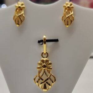 unique flowers fancy casting pendant set