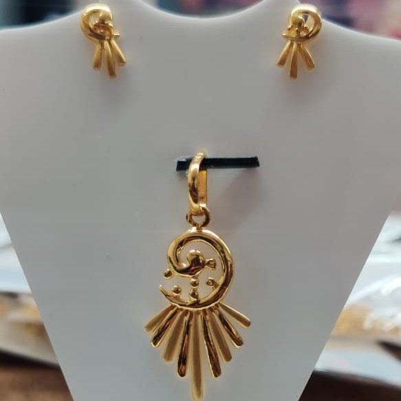 fancy plain casting pendant