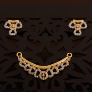 Diamond casting pendant set