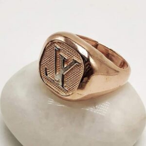 Ring fancy