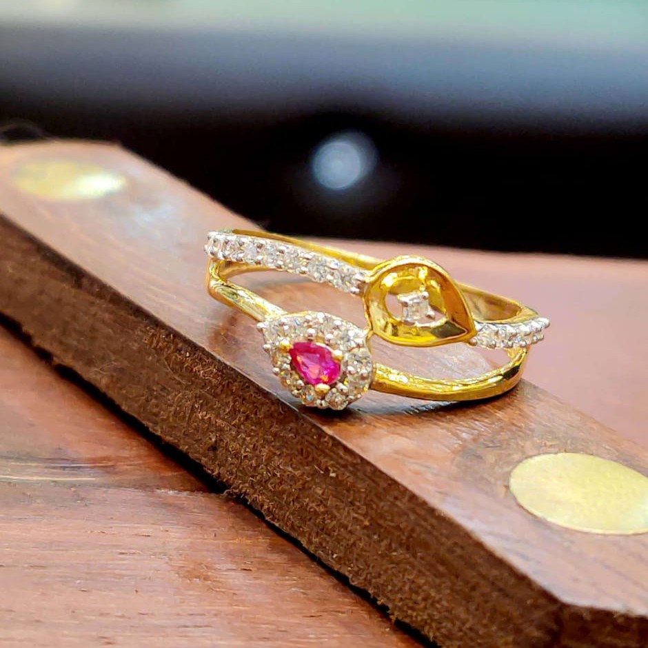 Fancy ring