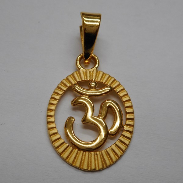 22 kt gold casting pendant