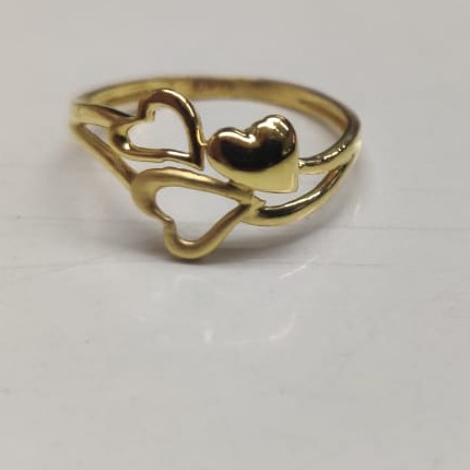 22 kt gold ring