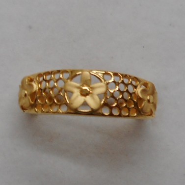 22 kt gold ring