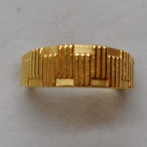 22 kt gold casting band