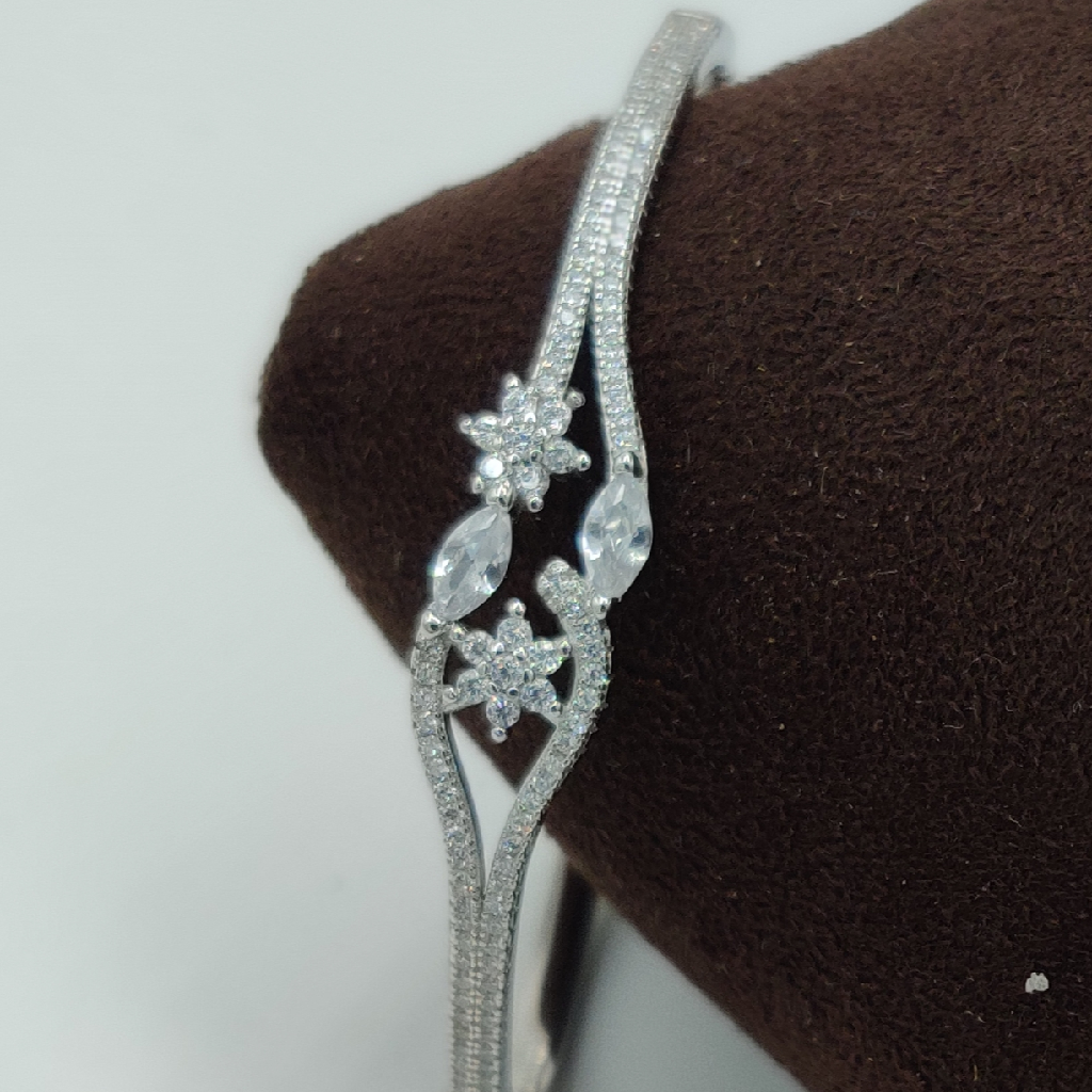 925 Sterling Silver Ladies Kada