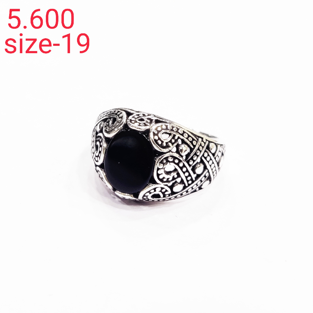 925 Sterling Silver Black Stone Turkish Gent's Ring - Image 2
