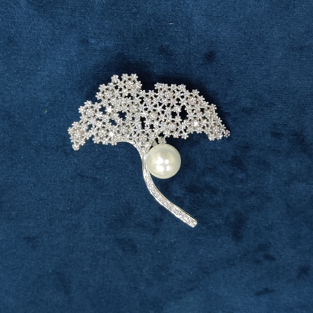 925 Sterling Silver Tree Shape Brooch