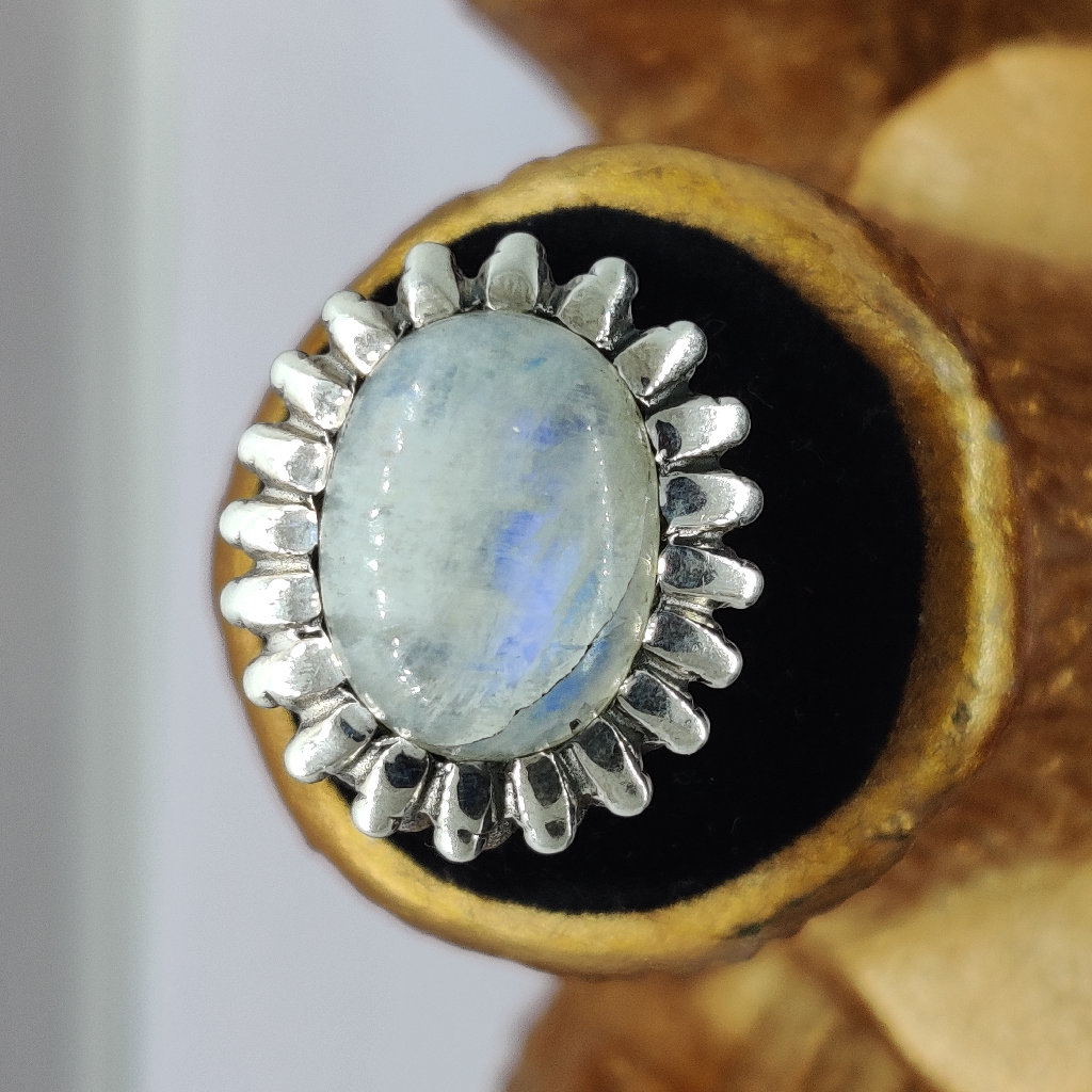 925 sterling silver opal ladies ring