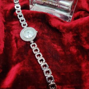 92.5 sterling silver round shape watch for ladies