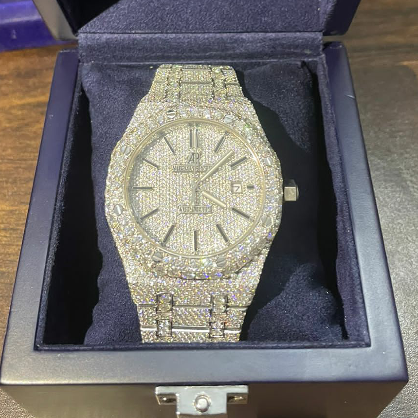 Costomiese Diamond studded steel watch