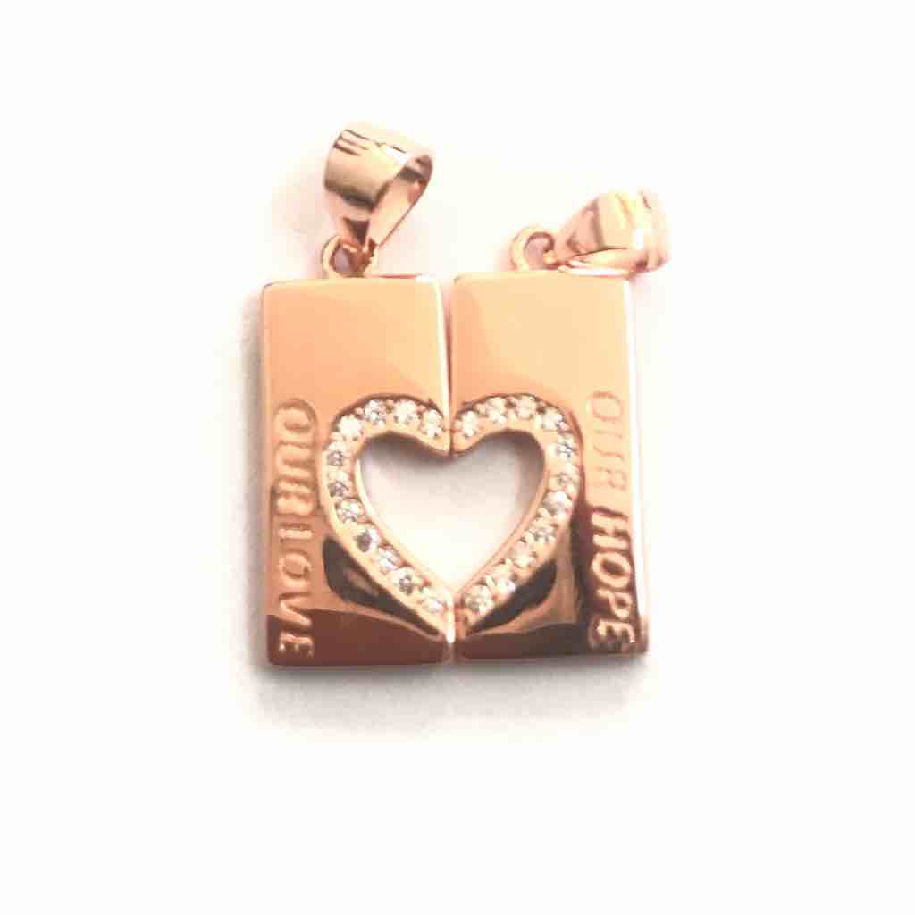 couple pendant