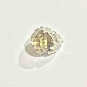 Ladies ring