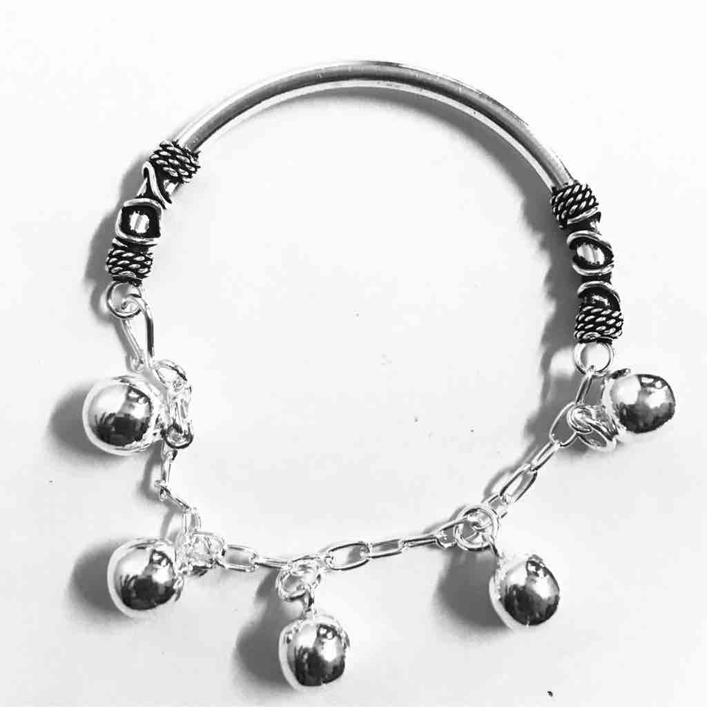oxo. Half charms kada